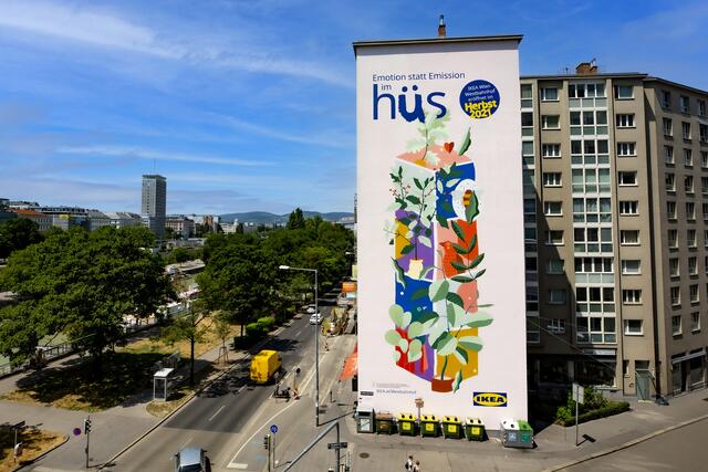 In der Hollandstraße macht ein nachhaltiges Street Art auf Ikea Wien Westbahnhof aufmerksam. Das neue Einrichtungshaus soll im Herbst eröffnen. | Foto: Ikea