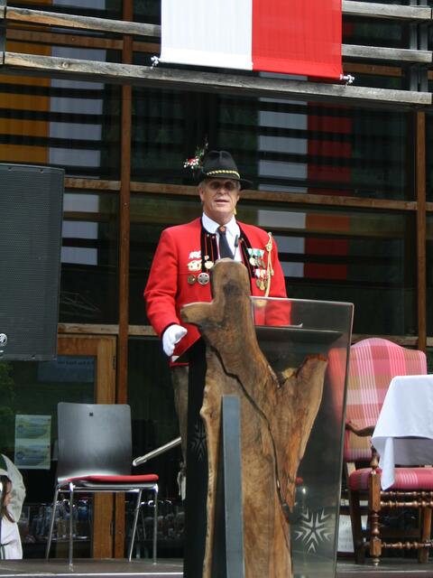 Führte durch das Programm: St. Antons TVB-Direktor Martin Ebster.  | Foto: Elisabeth Zangerl 