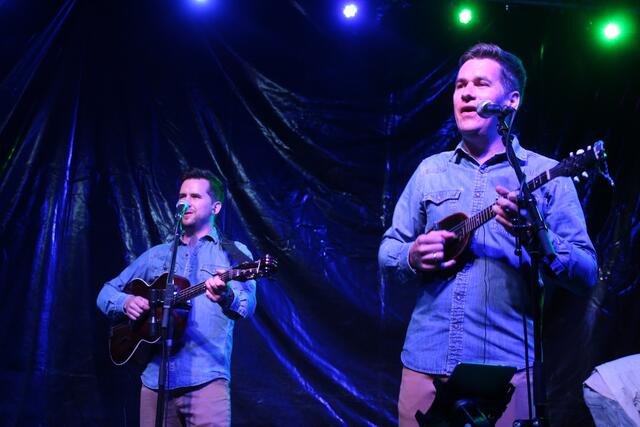 Lole machten Stimmung mit kroatischen Hts