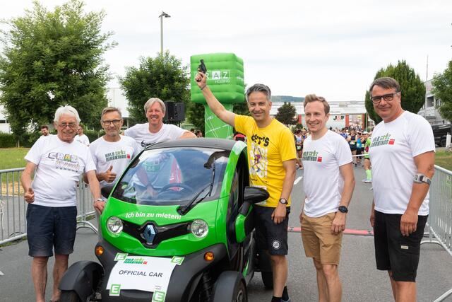 Stolz auf ein großes Lauffest: Rudi Hinterleitner, Toni Wippel, Roland Reischl, Kurt Hohensinner, Achim Wippel, Robert Kals (v. l.) | Foto: Konstantinov