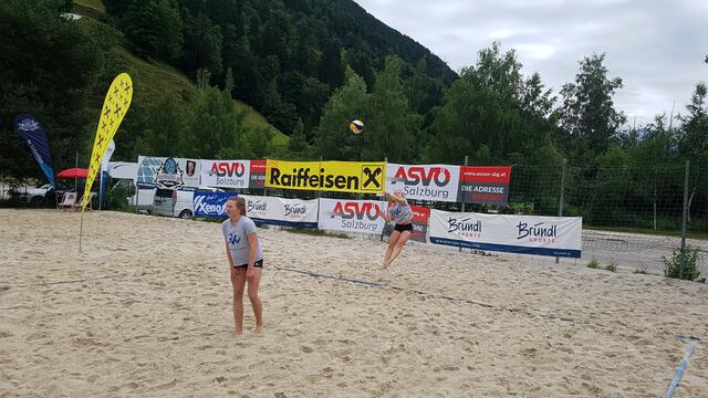 Sprungservice Auer | Foto: Volleyboi Zell am See