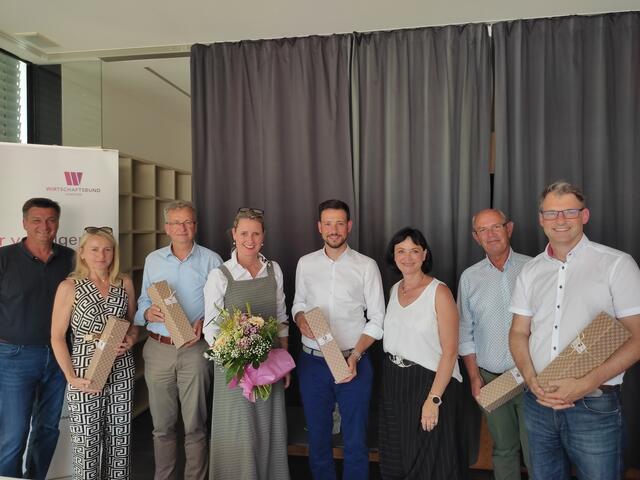 Jürgen Mandl, Ulrike Schwarzfurtner, Norbert Thalhammer, Eva Hoffmann, Sebastian Schuschnig, Sylvia Gstättner, Werner Kogler und Markus Leeb (v.l.). | Foto: Wirtschaftsbund Kärnten