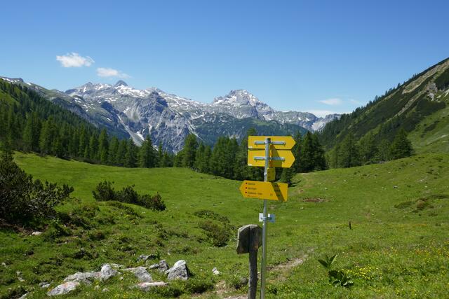 Hafeichtscharte - im Hintergrund Mosermandl und Faulkogel.  | Foto: Thomas Neuhold