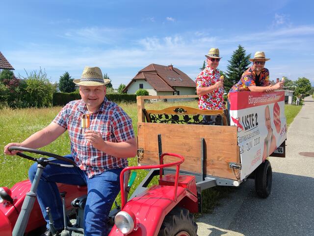 Bürgermeister Gerald Wonner verteilt Sonntag wieder Gratis-Eis. | Foto: Ulrich