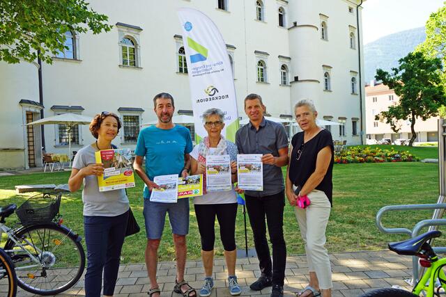 Wer regional einkauft und sich aufs Rad dafür setzt, den erwarten tolle Preise!