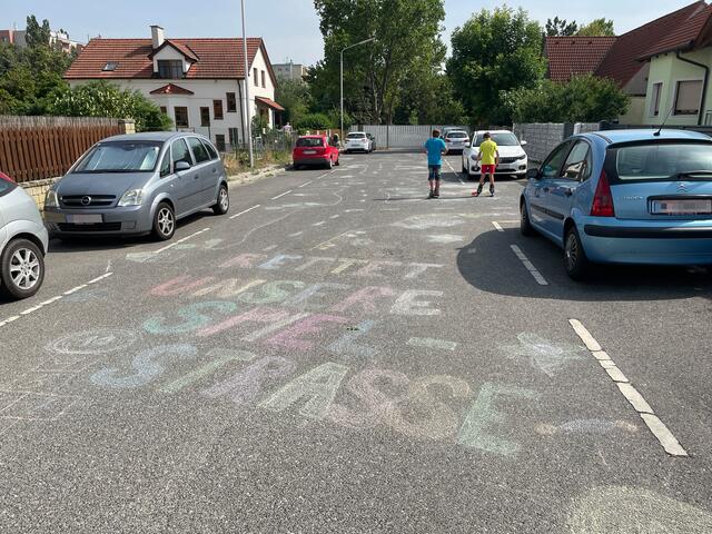 Die Anrainer der Mailergasse kämpfen für den Erhalt der Wohnstraße für die Kinder. | Foto: Hannah Maier