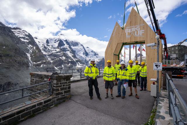 Das Team vom Standort der HASSLACHER Gruppe in Stall darf stolz sein!  | Foto: Peter Maier | HASSLACHER Gruppe