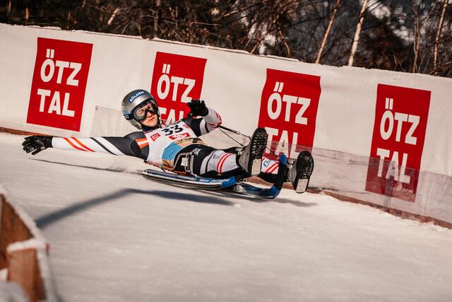 Auf seiner Heimbahn in Umhausen startet Thomas Kammerlander im Jänner 2022 in die neue Weltcupsaison. | Foto: ÖRV/Miriam Jennewein