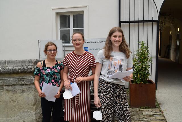 Amelie, Nora und Juliane haben in der Schreibzeit-Woche einiges gelernt