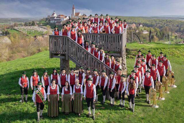 Eine besondere Sommernacht wollen die Musiker der Marktmusikkapelle ihren Zuhörern am 21. August am Kirchplatz bescheren.