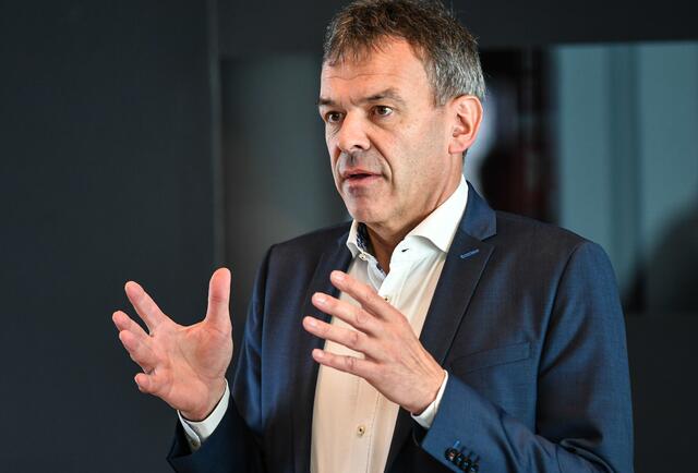 Bürgermeister Georg Willi hat den Antrag zum Doppel-Budget zurückgewiesen. | Foto: Stadtblatt