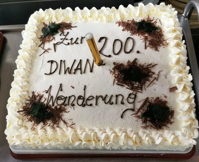 und zum Schluss was Süßes gebacken von unserer Christa !
