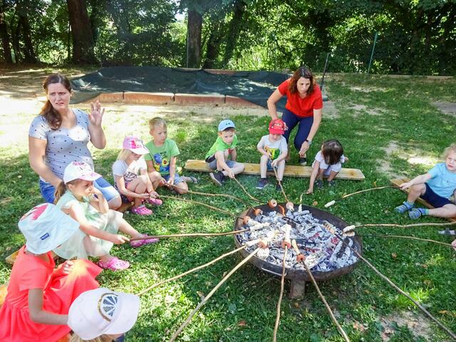 Die Kinderbetreuung spielt eine wesentliche Rolle in der Marktgemeinde. Derzeit entsteht gerade die neue Kinderkrippe.