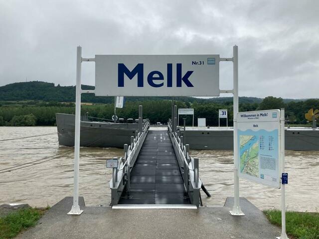 Der Donaupegel hat sich innerhalb weniger Stunden verdoppelt: Sonntagmittag hat er in der Wachau (Pegel Kienstock) die 7-Meter-Marke überschritten | Foto: Michael Hairer