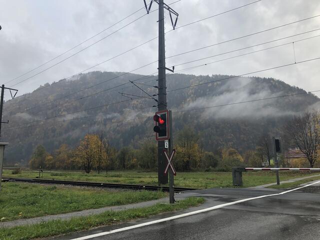 ÖBB sperrt Streckenabschnitte von Golling bis Werfen und Schwarzach-St. Veit bis Saalfelden.