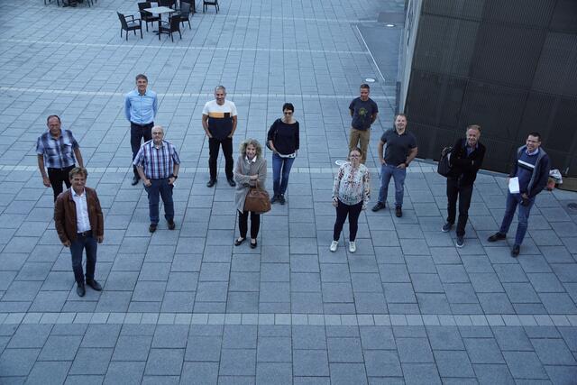 Die sechs Gemeinden im Planungsverband Hall und Umgebung wollen Klima- und Energiemodellregion werden. Im Bild unter anderem der Rumer Vizebürgermeister Romed Giner (links vorne) und die Haller Bürgermeisterin Eva-Maria Posch
