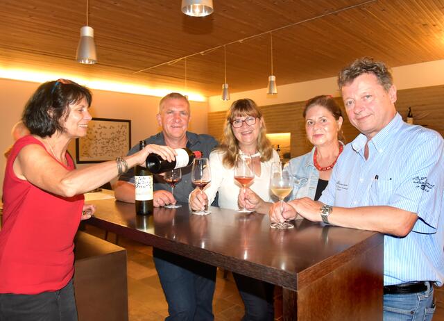 Christl Schöfmann, Gerald Böck, Vzibürgermeister Martina Böck, Marianne Schiel, Ernst Gelegs | Foto: Herbert Schleich