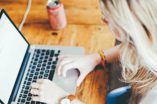 Im Rahmen des Projektes "Cora" werden auch Online-Computerkurse angeboten.