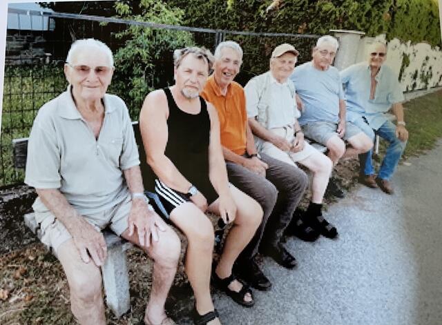 Die Bankerlsitzer von Rechnitz treffen sich praktisch täglich.