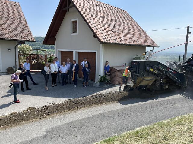 Tieschen: Der "Layjet" schafft einen Kilometer am Tag. | Foto: WOCHE