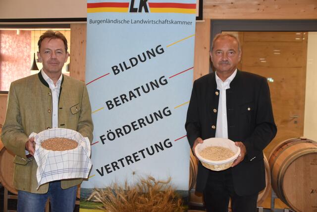 Zogen Bilanz über die Ernte 2021: LK-Präsident Nikolaus Berlakovich und LK-Vizepräsident Werner Falb-Mexner | Foto: Uchann