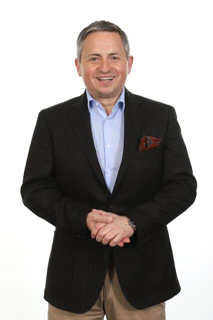 Manfred Zaunbauer kandidiert für die Bürgermeisterwahl in Offenhausen.