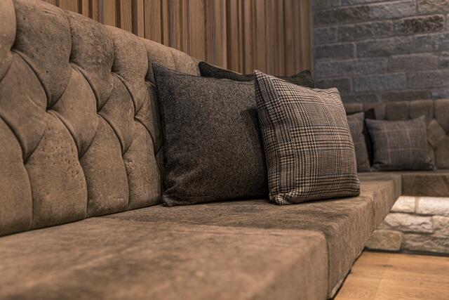 A Taste of "Meindl" mit der authentic luxury Hirschlederausstattung im Restaurantbereich. | Foto: Ronny Katsch