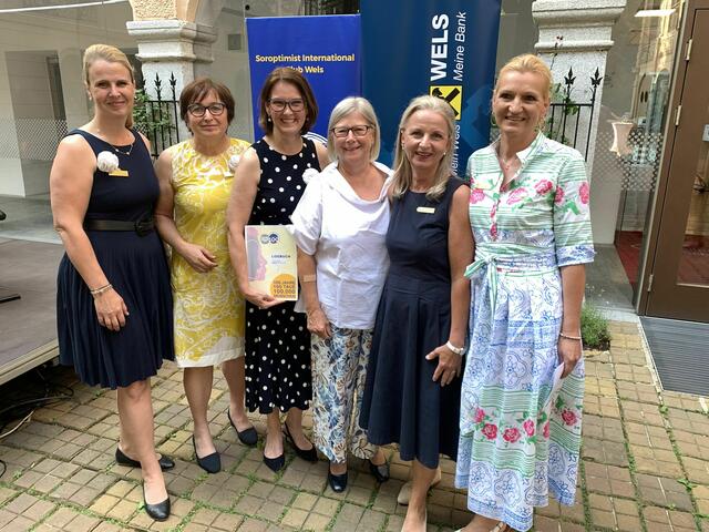 Soroptimistinnen unter sich: Jeanette Lassota, Christine Eckmayr, Karin Hummer, Barbara Klauss, Gabriele Hofer-Stelzhammer, Iris Häuserer.