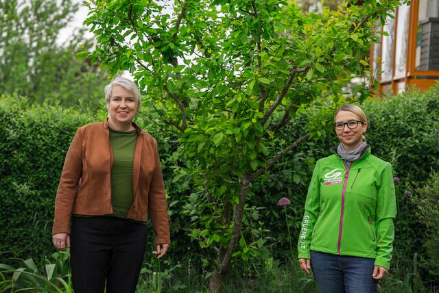 Bürgermeisterkandidatin Bösenberg (li.) und Fraktionsobfrau Sarah Lion. | Foto: Die Grünen Bad Hall