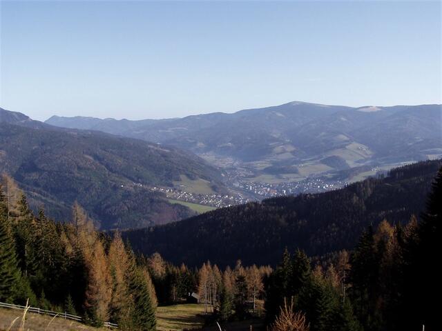 Blick nach Mürzzuschlag - Stuhleck