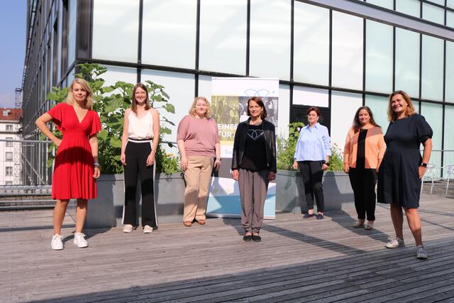 Parteiübergreifende Initiative für mehr Frauen in der Tiroler Gemeindepolitik | Foto: Frauen*Volksbegehren