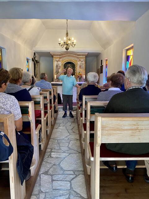 Andacht in der Kapelle