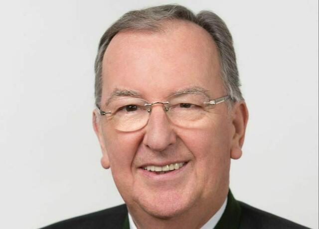 Wünscht sich eine Hitzehotline sowie Abkühlstationen für Seniorinnen und Senioren: der Grazer Seniorenbundobmann Ernest Schwindsackl. | Foto: KK
