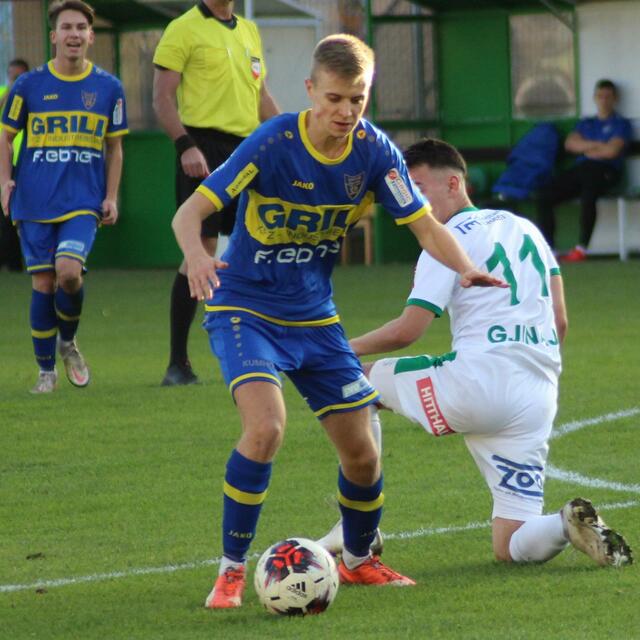 Jakob Erlsbacher (SC Bruck) und Co. starten mit einem Heimspiel. | Foto: Tom Dormann