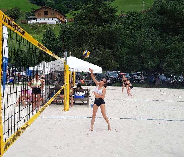 Angriff Victoria Svensson | Foto: Volleyboi Zell am See