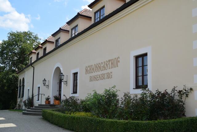 Der Schlossgasthof wurde mit Liebe zum Detail von den Hagelkruys renoviert.