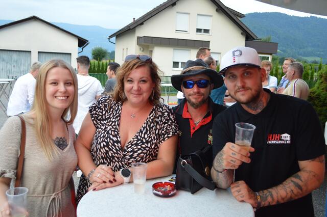 Corina und Barbara Radocha mit Rene Skubel und Manuel Hochmaier
