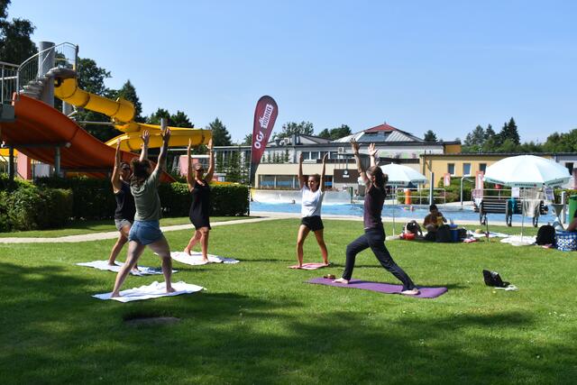 Hier zeigten die Besucher ihr Können beim Yoga.