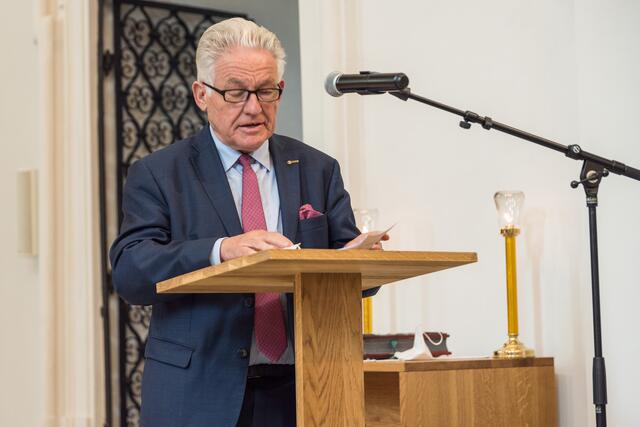 Altlandeshauptmann Josef Pühringer zeigte sich der Pfarre und Gemeinde Rohrbach gegenüber optimistisch. | Foto: Alfred Hofer