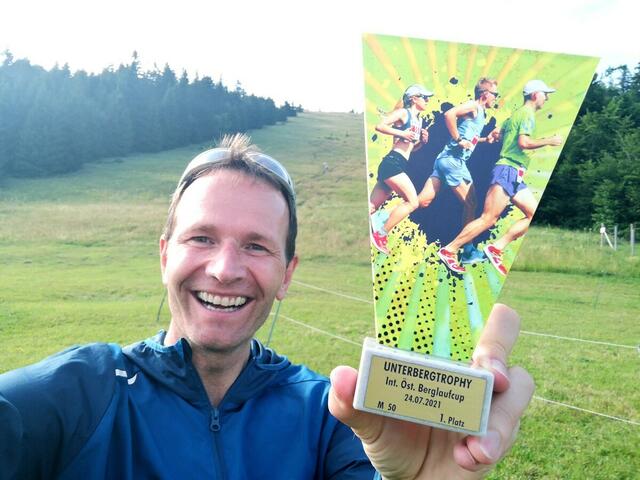 Alexander Rüdiger als strahlender Sieger bei der Unterbergtrophy
