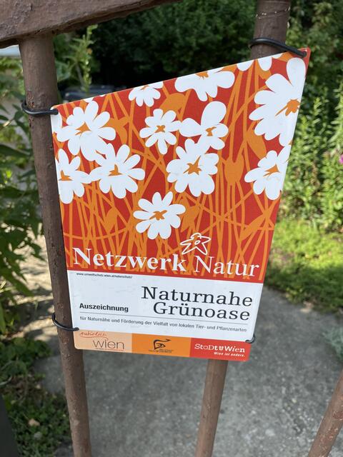 Die Auszeichnung ziert jetzt den Eingang