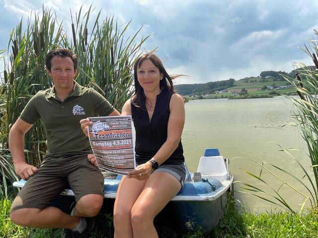Laden zum Teamfischen ein: Auf zahlreiche ambitionierte Angler freuen sich Wolfgang Zacharias und Marlies Haas.