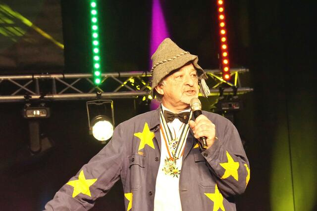 Als Gast tretet EU-Bauer Manfred Tisal vom Villacher Fasching in Trautmannsdorf auf.