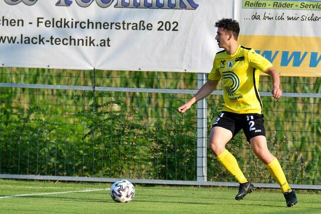 Torschütze zum 2:0 Daniel Bernsteiner