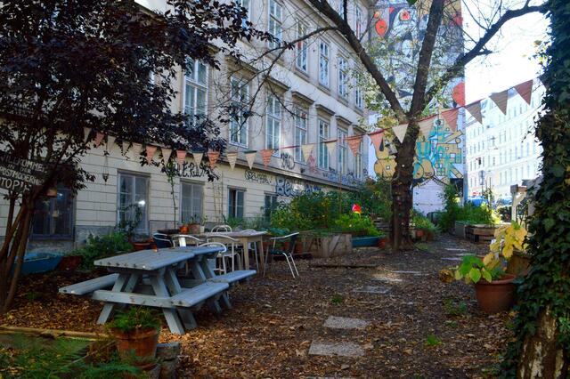 Der Verein Lebendige Lerchenfelderstraße bietet Spaziergänge im 7. Bezirk an.