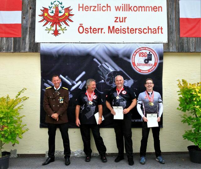 V.l.n.r.:
Gerald Brandstetter (Landessportleiter SGKP Tirol), Gerhard Gruber (Kärnten), Erich Bohn (OÖ), Walter Selb (VBG)