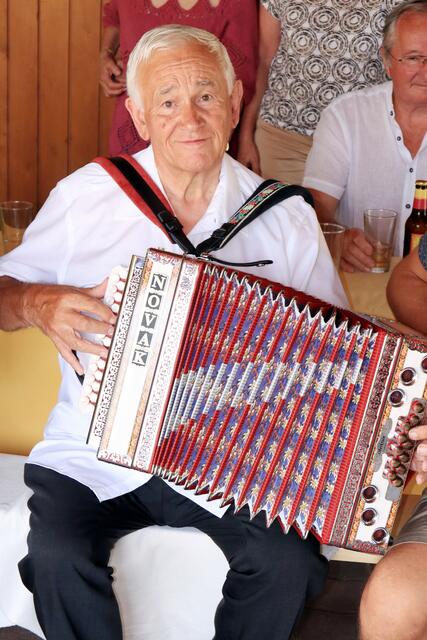 Hans Ogris war als Musiklehrer am Konservatorium Klagenfurt tätig.