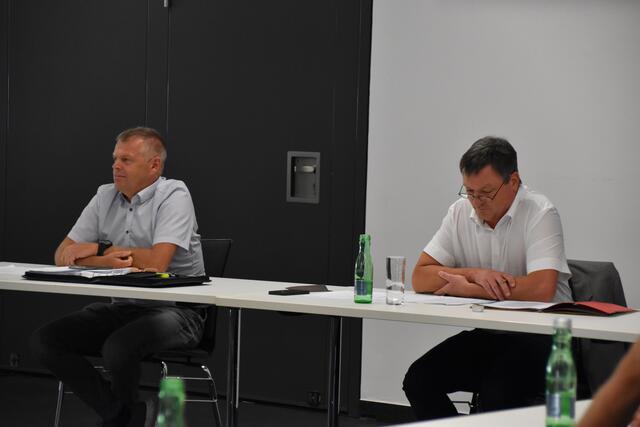 Michael Dessl und Anton Hoflacher orteten in der erzwungenen Sitzung einen frühen Start des Wahlkamps.
