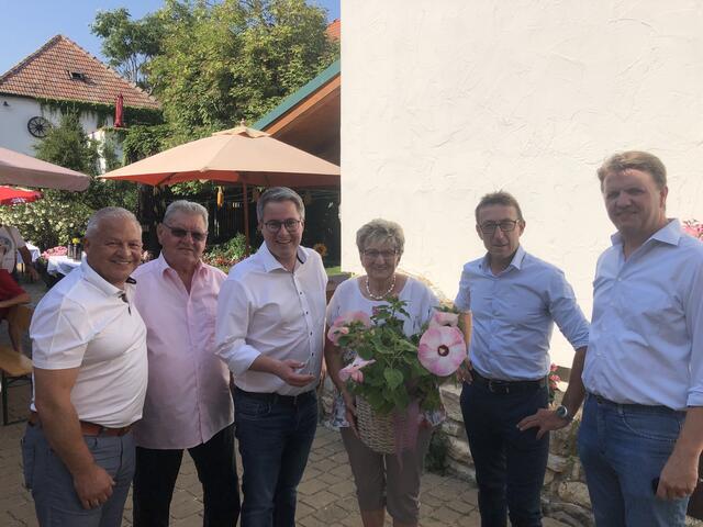 Martha Wetschka aus Jois blickt auf 80 Lebensjahre zurück.