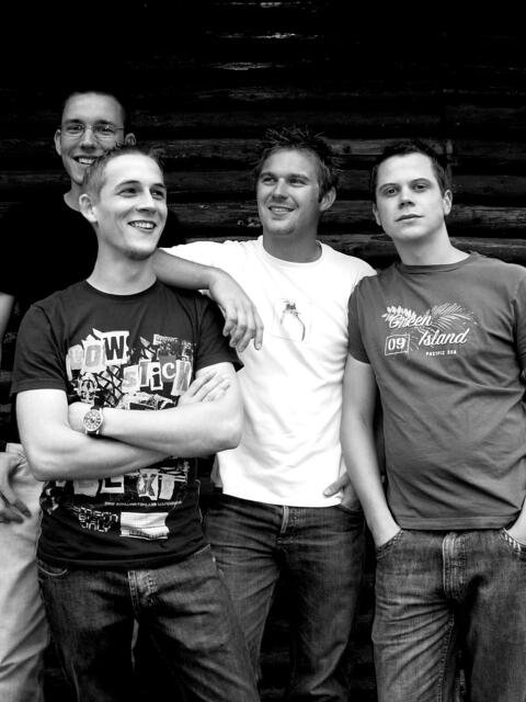 The Fancy Age - gegründet als Garagenband zu Schulzeiten von Clemens Brückl, Thomas Barth, Bertl Danner und Wolfgang Gahleitner (Foto Fancy Age)